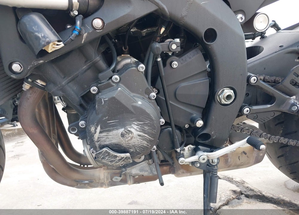 2019 YAMAHA YZFR6 VIN: JYARJ28E5KA005347