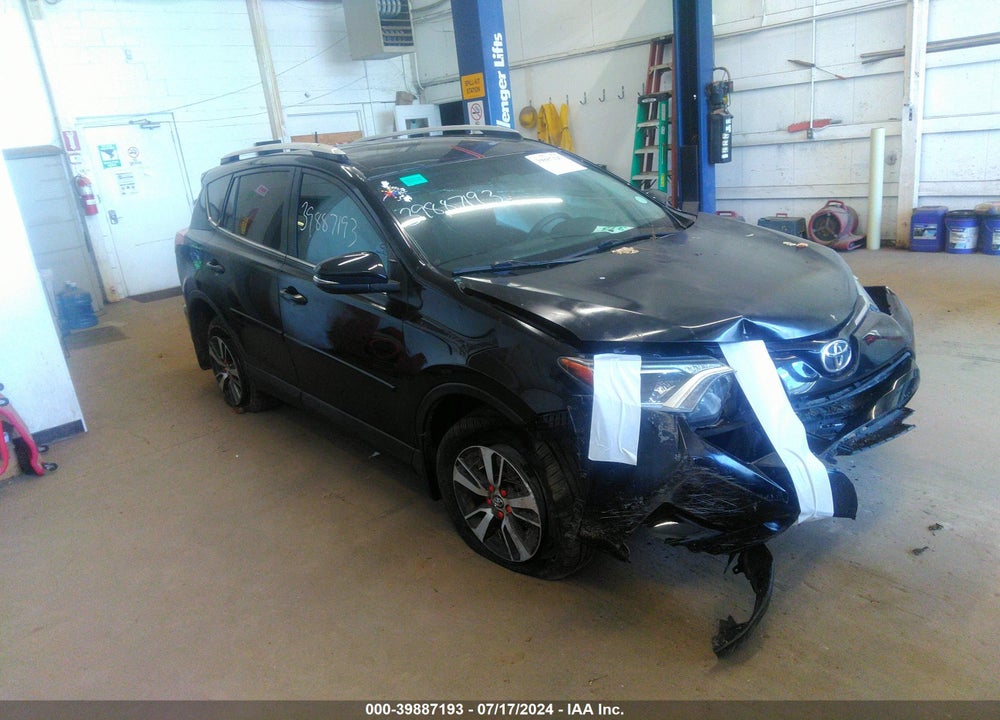 2016 TOYOTA RAV4 XLE VIN: 2T3RFREV5GW513541