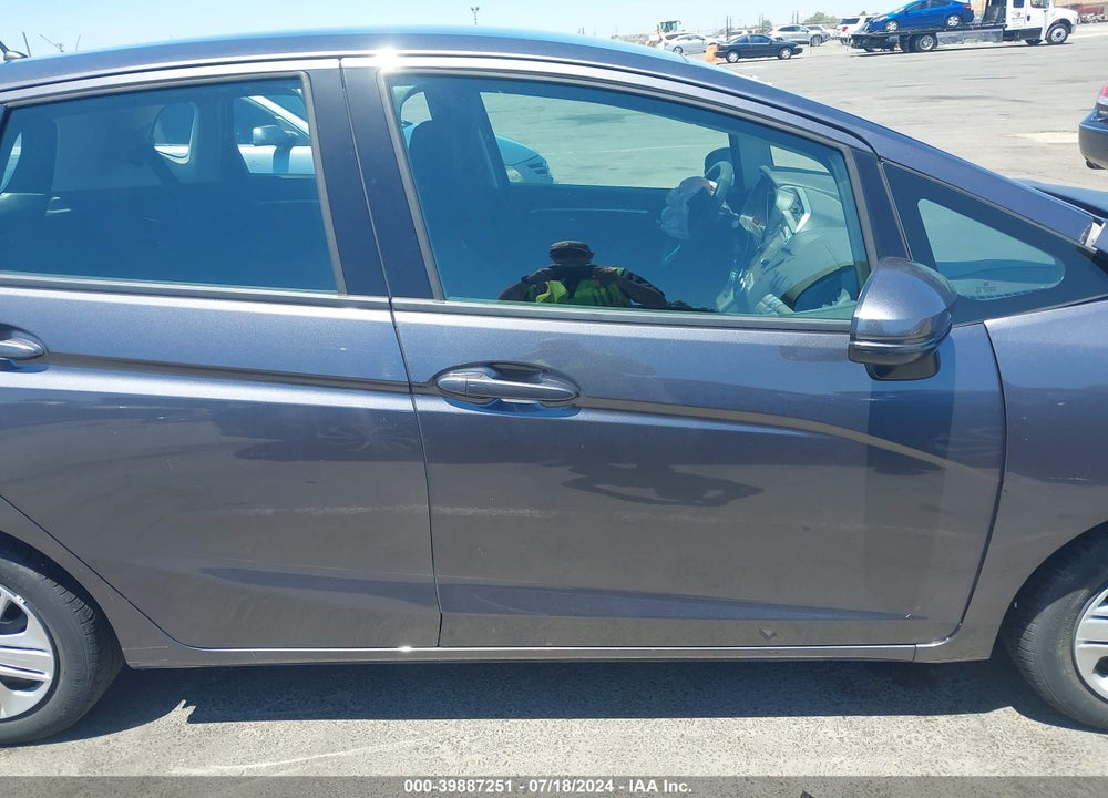 2020 HONDA FIT LX VIN: 3HGGK5H4XLM726142