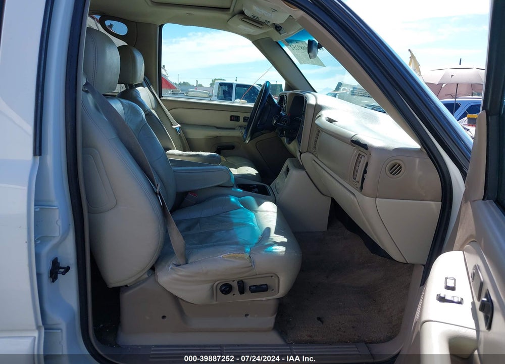 2002 CHEVROLET TAHOE LT VIN: 1GNEK13TX2J167594