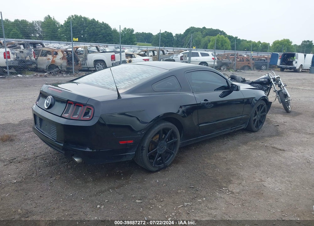 2014 FORD MUSTANG V6 VIN: 1ZVBP8AMXE5258277
