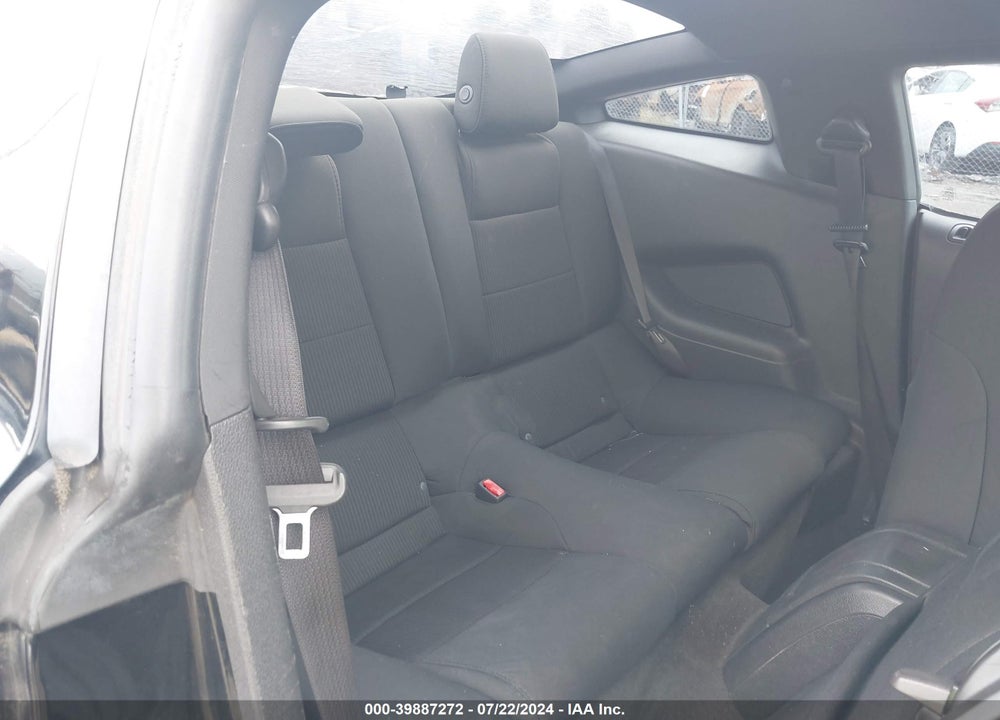 2014 FORD MUSTANG V6 VIN: 1ZVBP8AMXE5258277