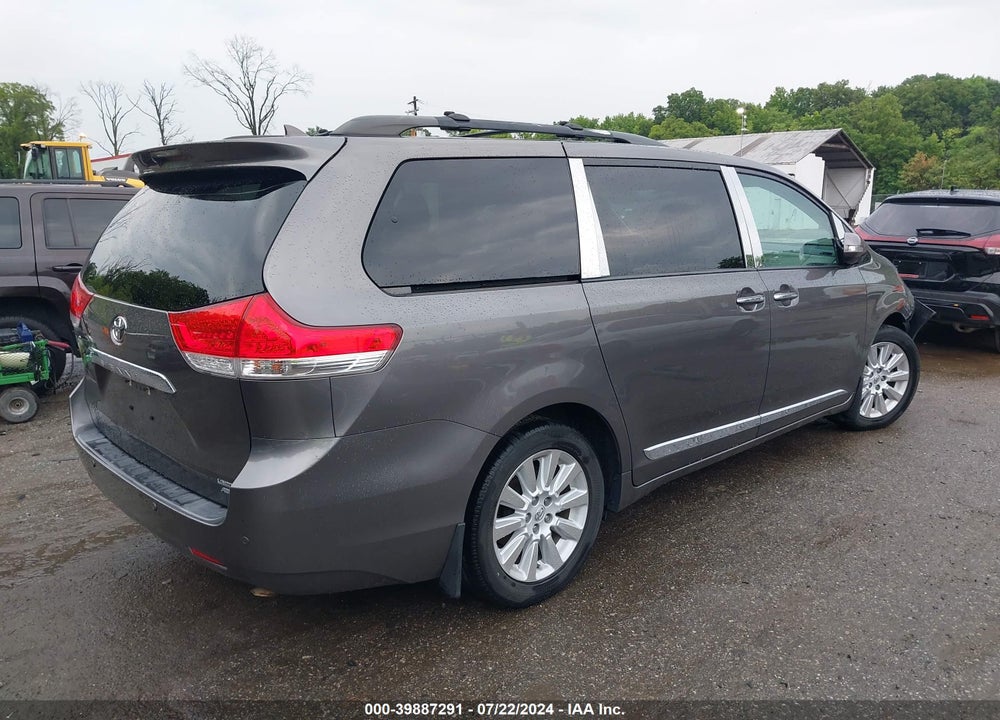 2014 TOYOTA SIENNA LIMITED 7 PASSENGER VIN: 5TDDK3DC7ES078099