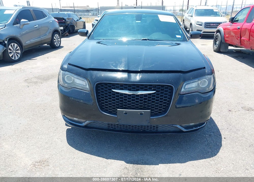 2016 CHRYSLER 300 VIN: 2C3CCAGG2GH182937