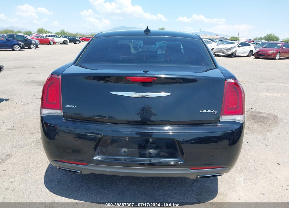 2016 CHRYSLER 300 VIN: 2C3CCAGG2GH182937
