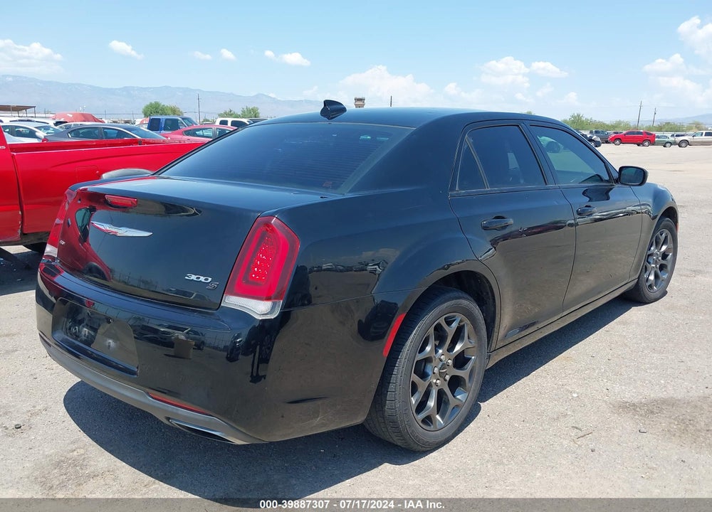 2016 CHRYSLER 300 VIN: 2C3CCAGG2GH182937
