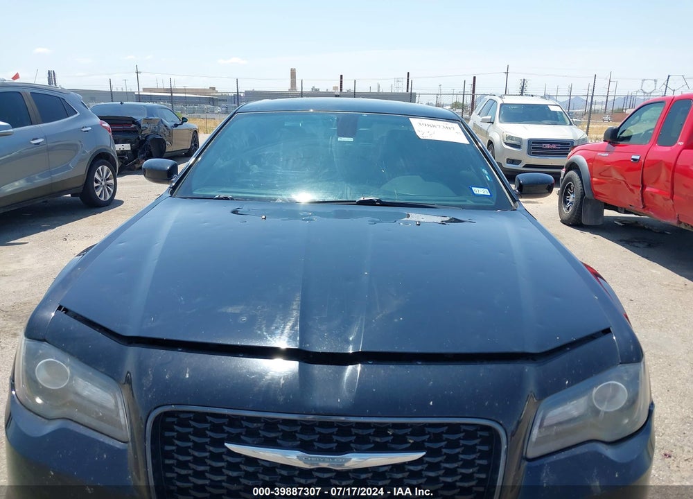 2016 CHRYSLER 300 VIN: 2C3CCAGG2GH182937