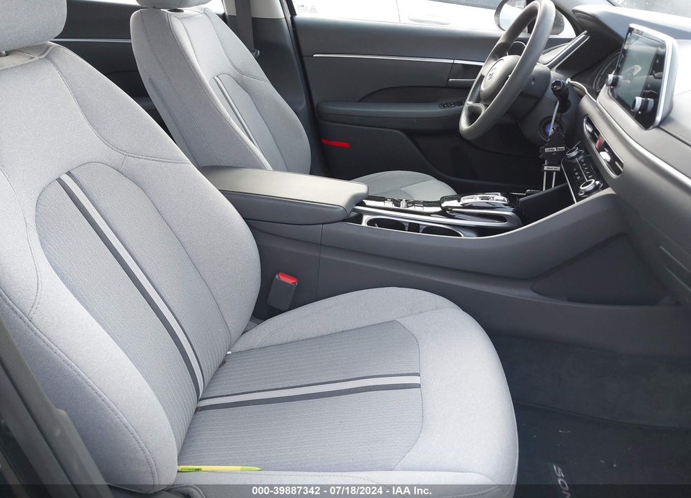 2020 HYUNDAI SONATA SE VIN: 5NPEG4JAXLH031120
