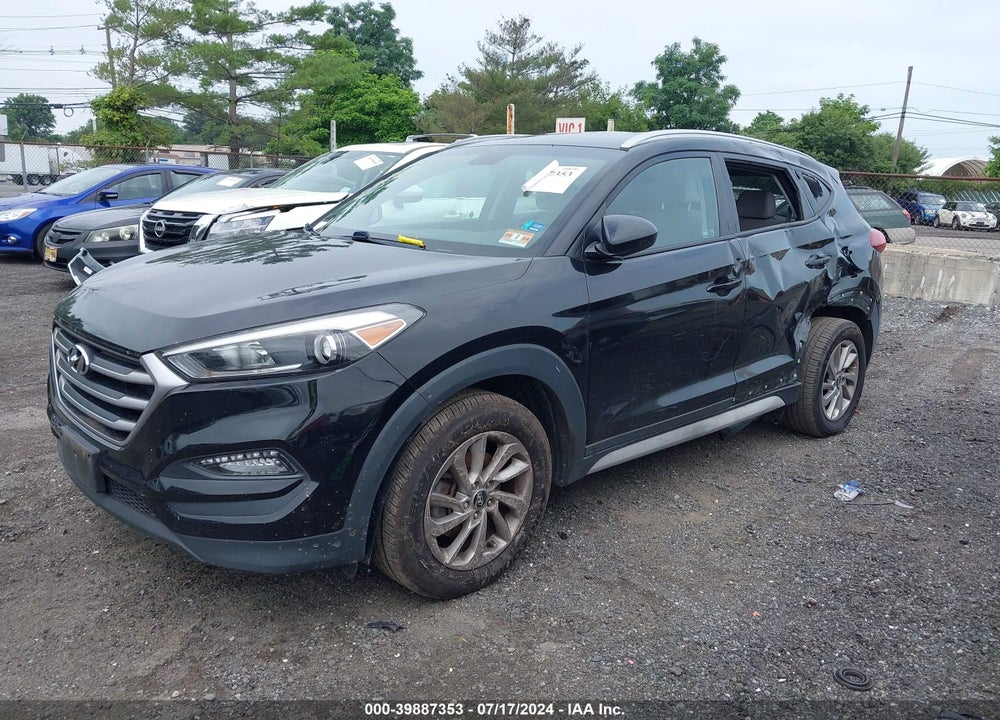 2017 HYUNDAI TUCSON SE VIN: KM8J3CA47HU516029