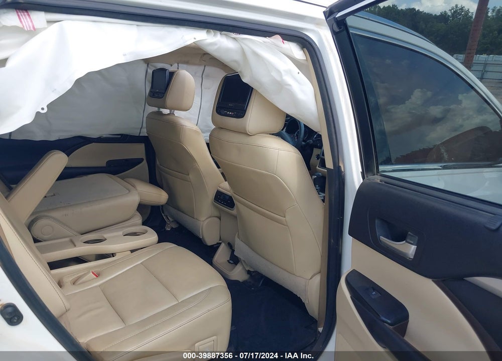 2016 TOYOTA HIGHLANDER VIN: 5TDKKRFH4GS159986