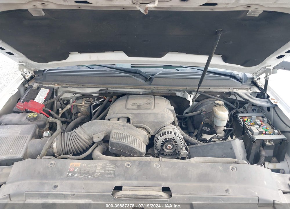 2013 CHEVROLET SUBURBAN 1500 LT VIN: 1GNSCJE09DR194874