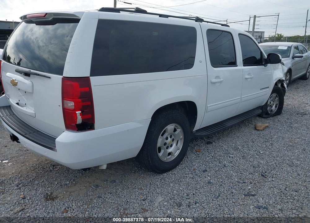 2013 CHEVROLET SUBURBAN 1500 LT VIN: 1GNSCJE09DR194874