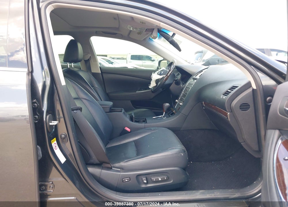 2011 LEXUS ES 350 VIN: JTHBK1EG6B2466200