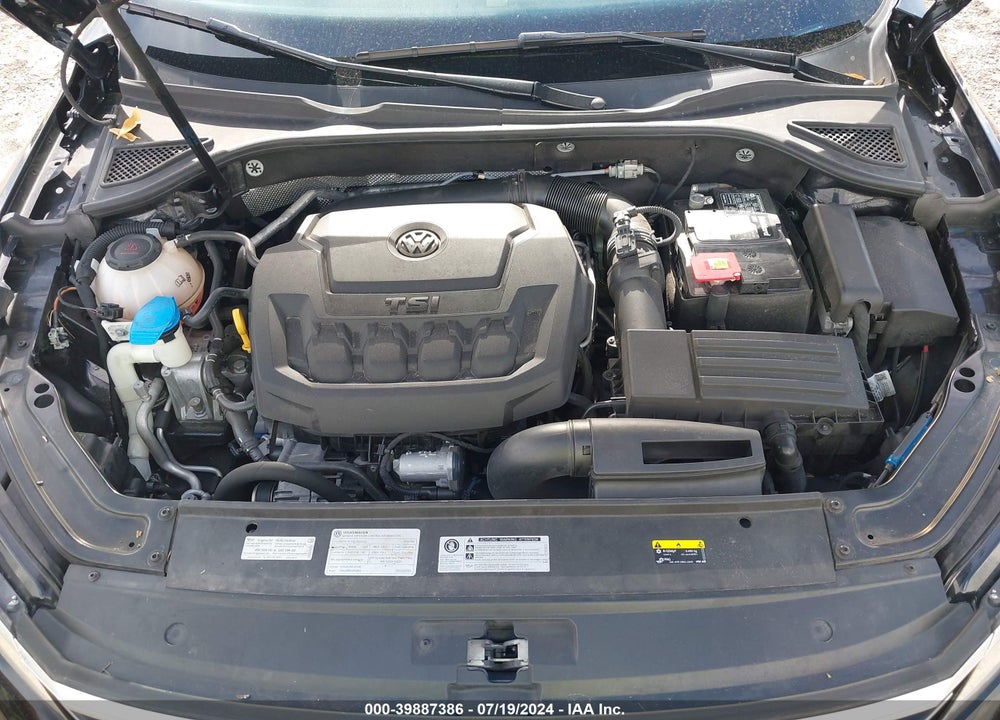 2019 VOLKSWAGEN PASSAT 2.0T SE R-LINE VIN: 1VWMA7A30KC002345