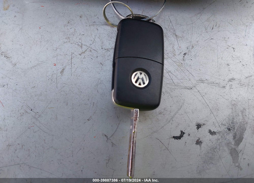 2019 VOLKSWAGEN PASSAT 2.0T SE R-LINE VIN: 1VWMA7A30KC002345
