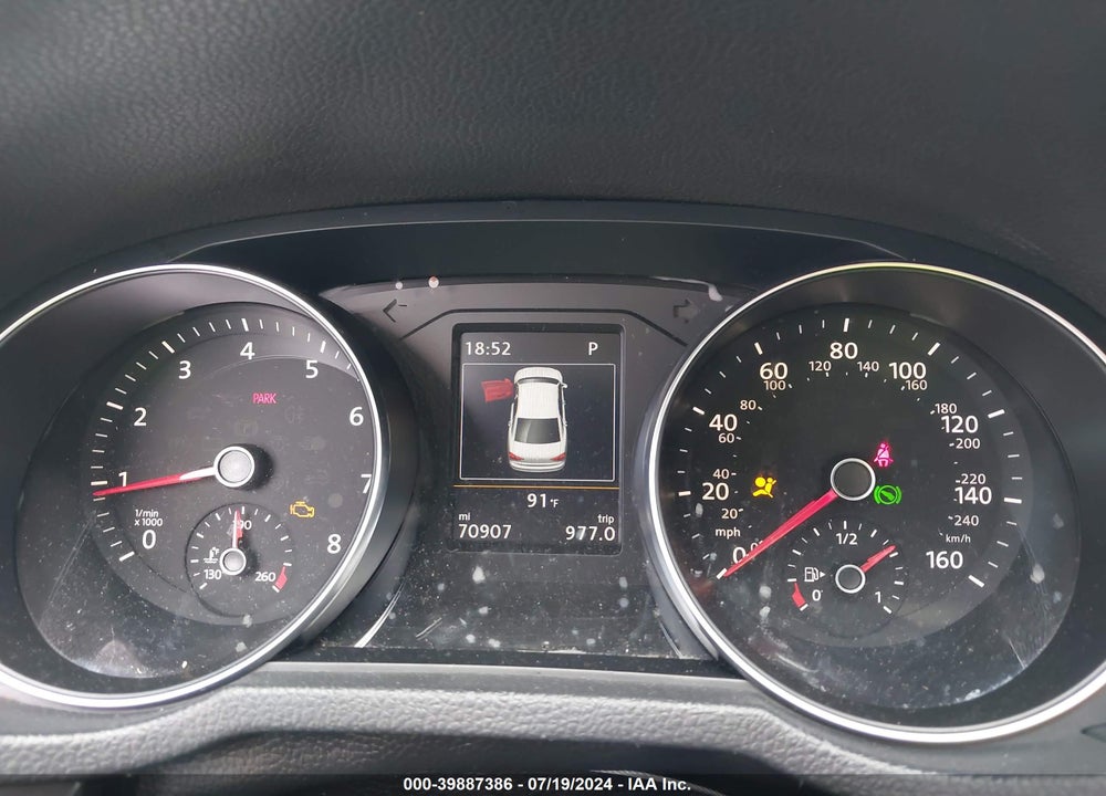 2019 VOLKSWAGEN PASSAT 2.0T SE R-LINE VIN: 1VWMA7A30KC002345
