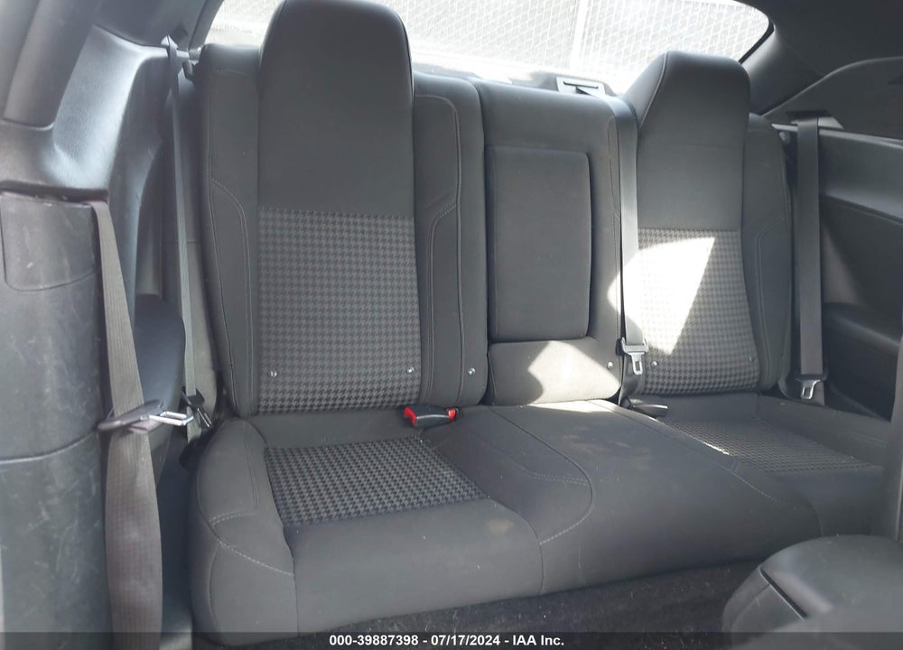 2017 DODGE CHALLENGER SXT VIN: 2C3CDZAG0HH640173