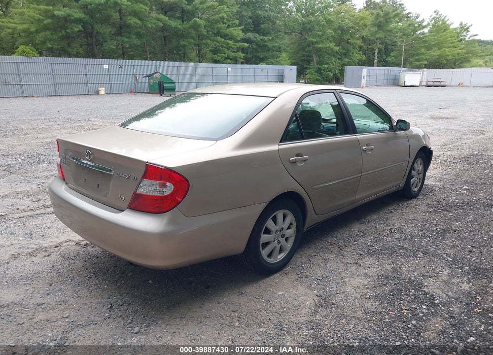 2002 TOYOTA CAMRY XLE V6 VIN: 4T1BF30K52U030158