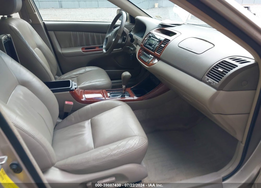 2002 TOYOTA CAMRY XLE V6 VIN: 4T1BF30K52U030158