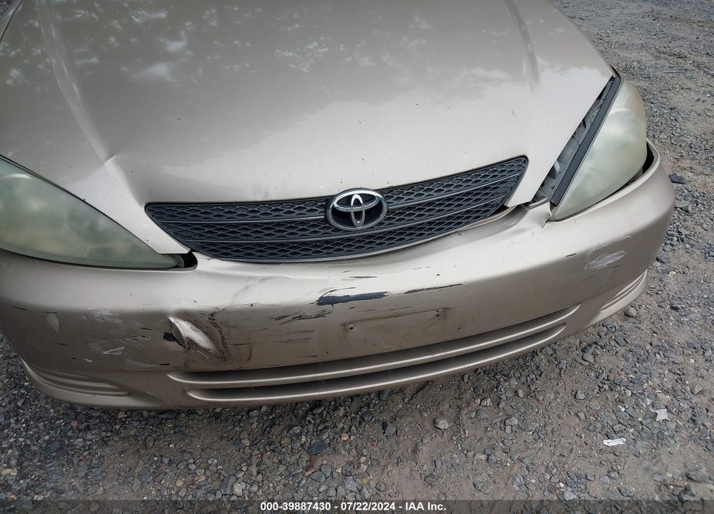 2002 TOYOTA CAMRY XLE V6 VIN: 4T1BF30K52U030158