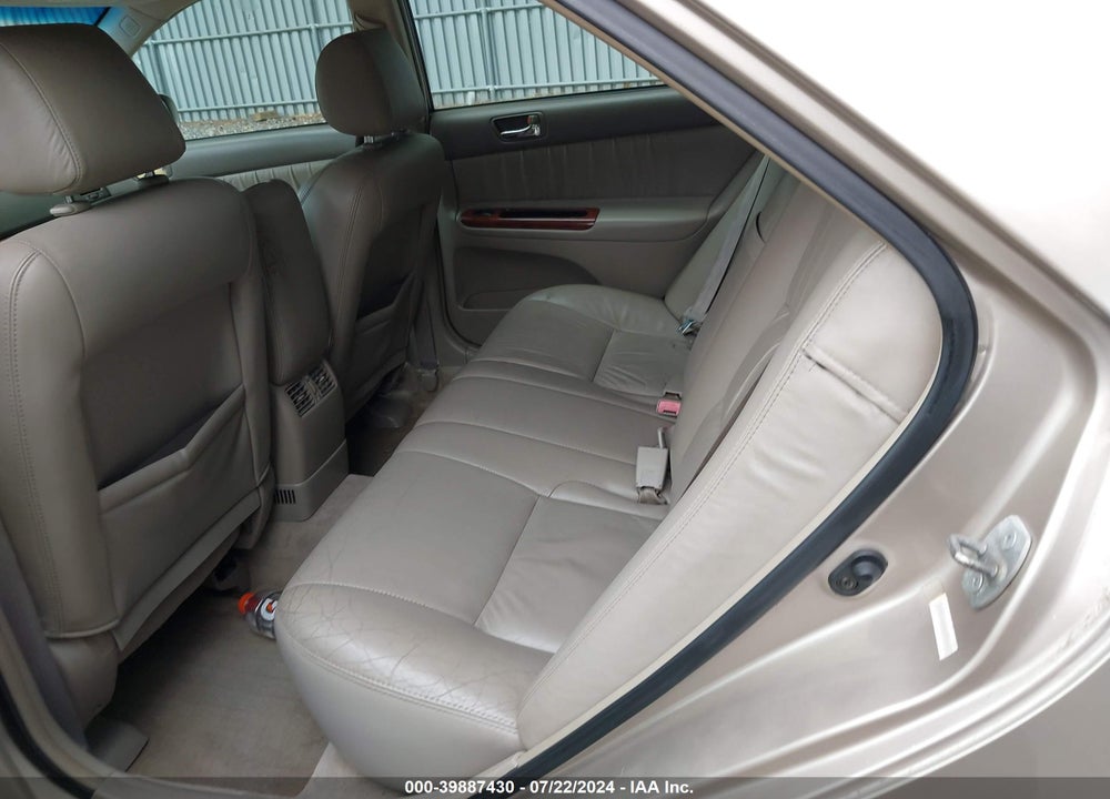 2002 TOYOTA CAMRY XLE V6 VIN: 4T1BF30K52U030158