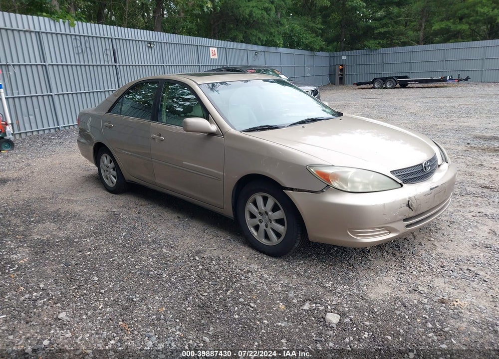 2002 TOYOTA CAMRY XLE V6 VIN: 4T1BF30K52U030158