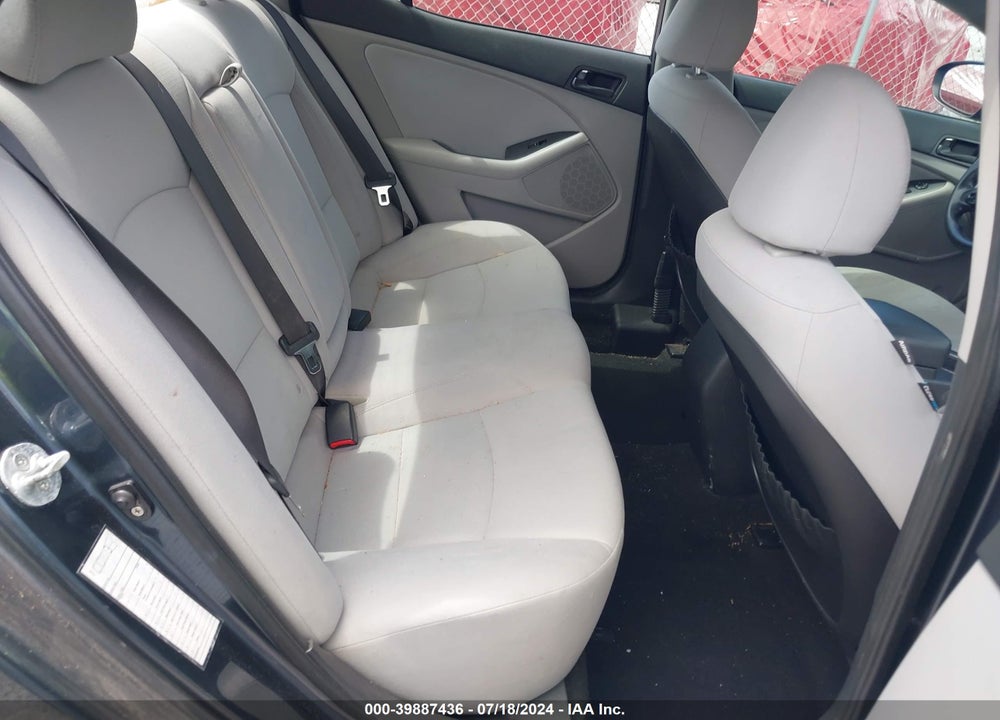 2015 KIA OPTIMA LX VIN: KNAGM4A72F5576610