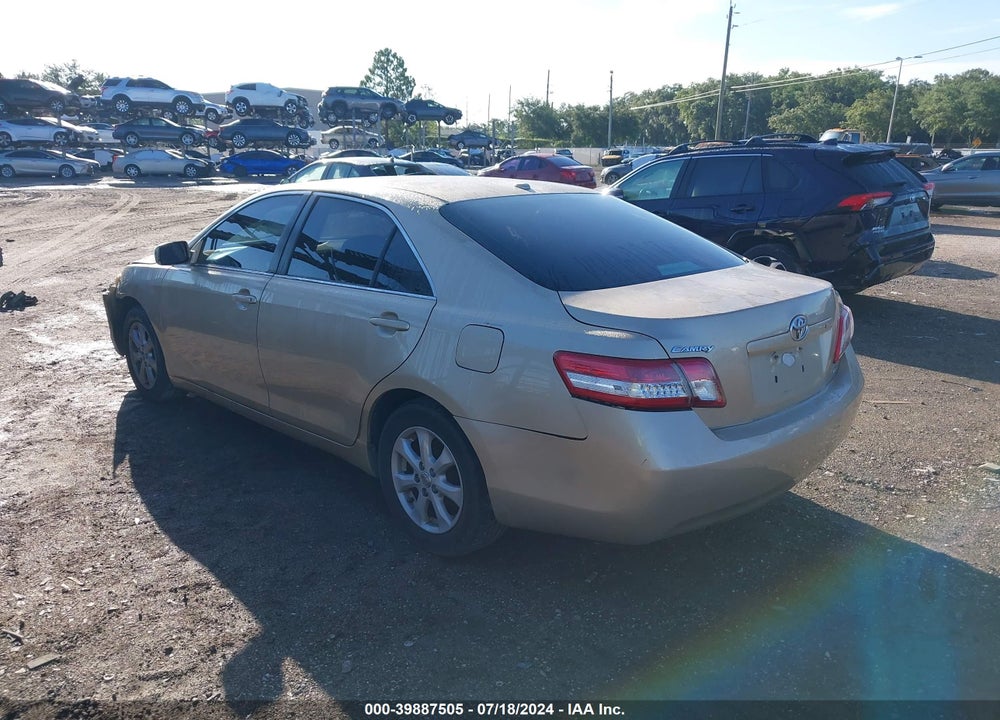 2011 TOYOTA CAMRY LE VIN: 4T1BF3EK8BU642993