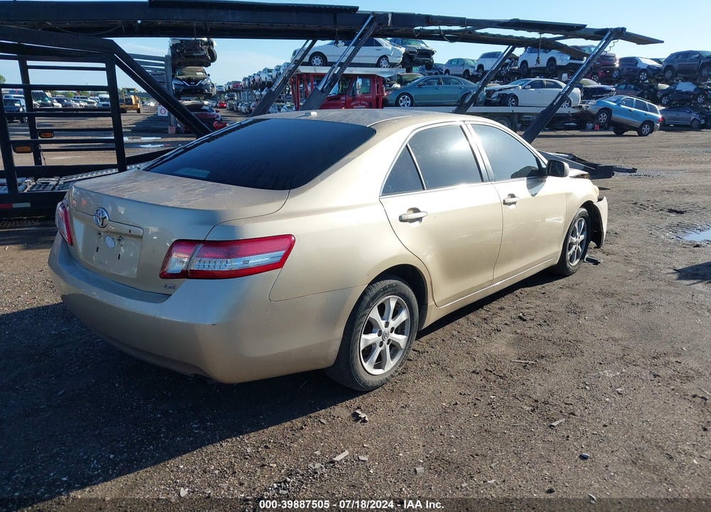 2011 TOYOTA CAMRY LE VIN: 4T1BF3EK8BU642993