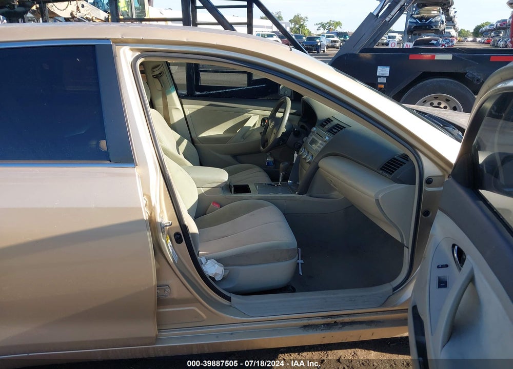 2011 TOYOTA CAMRY LE VIN: 4T1BF3EK8BU642993