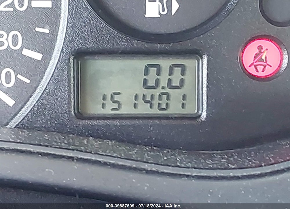 2002 FORD FOCUS LX VIN: 1FAFP33P82W263312