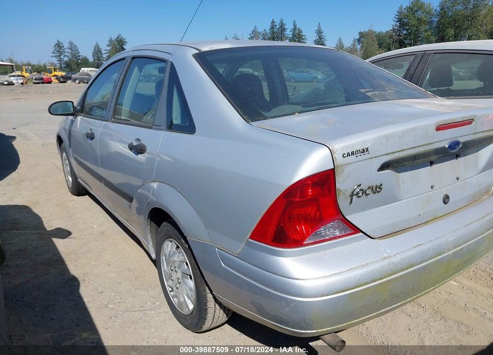 2002 FORD FOCUS LX VIN: 1FAFP33P82W263312