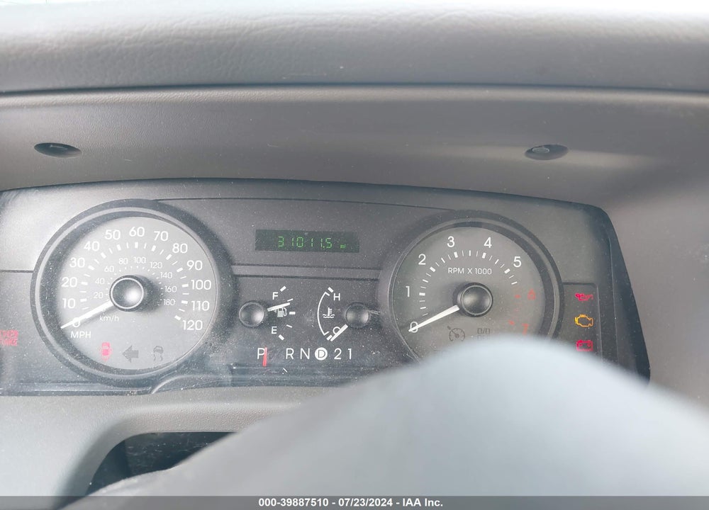 2007 MERCURY GRAND MARQUIS GS VIN: 2MEFM74V57X629096