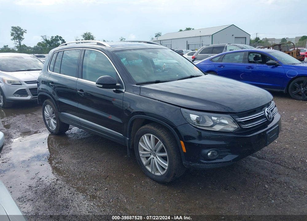 2016 VOLKSWAGEN TIGUAN SE VIN: WVGBV7AX0GW553443