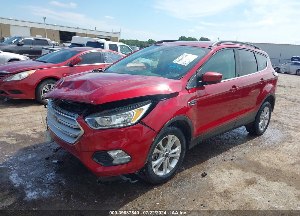 2018 FORD ESCAPE SE VIN: 1FMCU9G92JUC64921