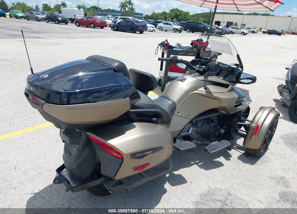 2020 CAN-AM SPYDER ROADSTER F3-T/F3 LIMITED VIN: 2BXREDD29LV000866