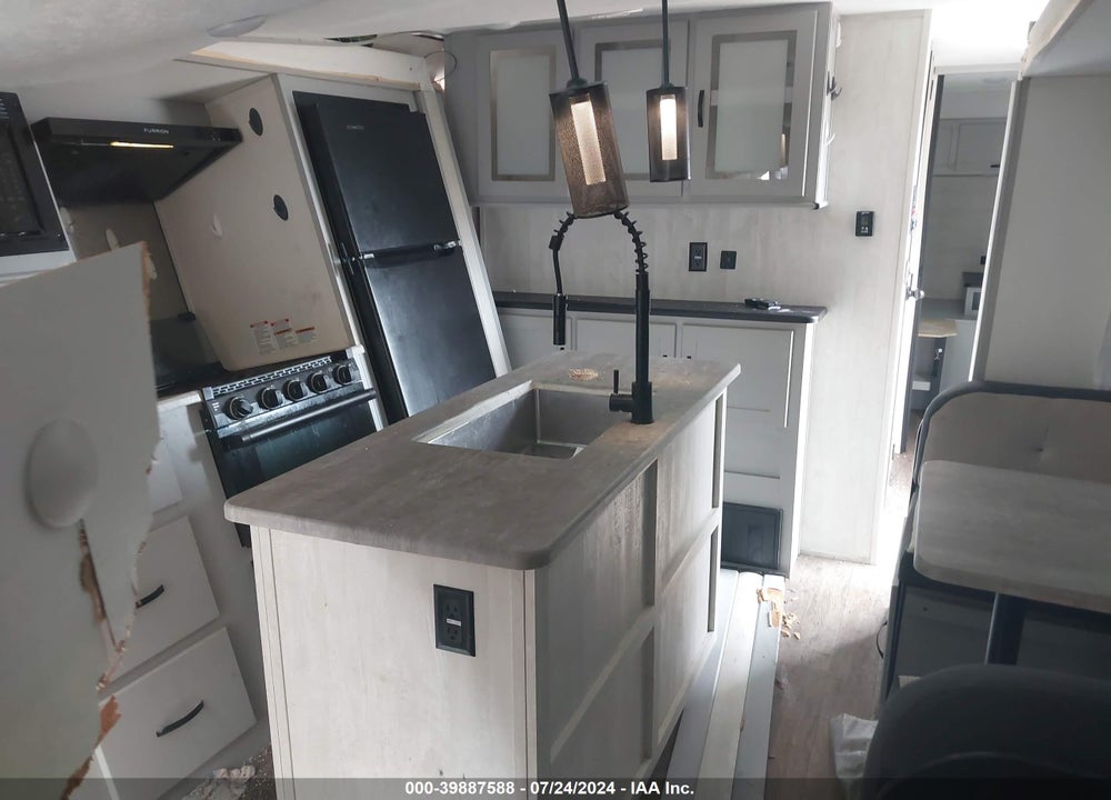 2021 FOREST RIVER OTHER VIN: 4X4TVBD26M4119072