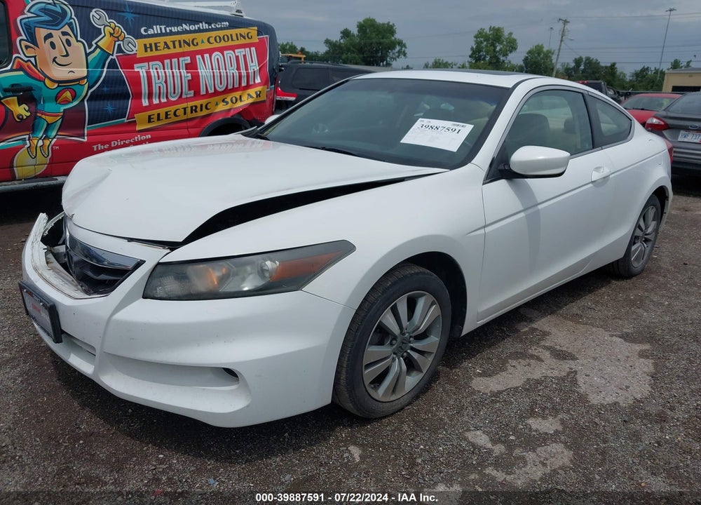 2011 HONDA ACCORD 2.4 EX VIN: 1HGCS1B79BA000827