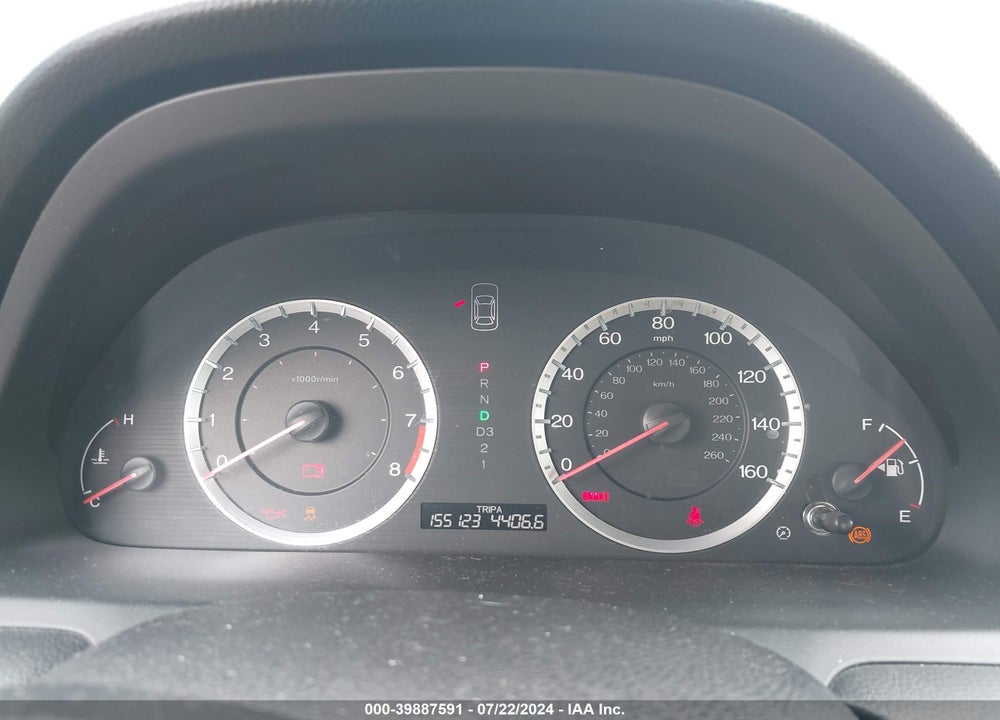 2011 HONDA ACCORD 2.4 EX VIN: 1HGCS1B79BA000827