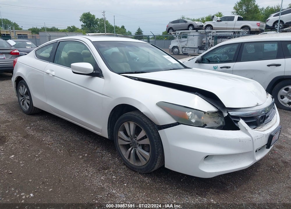 2011 HONDA ACCORD 2.4 EX VIN: 1HGCS1B79BA000827