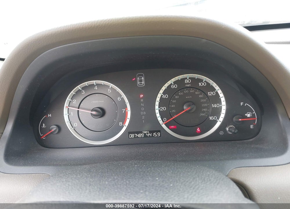 2010 HONDA ACCORD 2.4 LX VIN: 1HGCP2F33AA090974