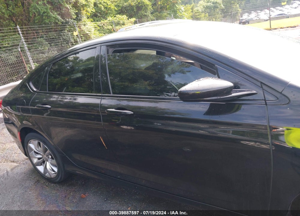 2016 CHRYSLER 200 S VIN: 1C3CCCDG6GN110436