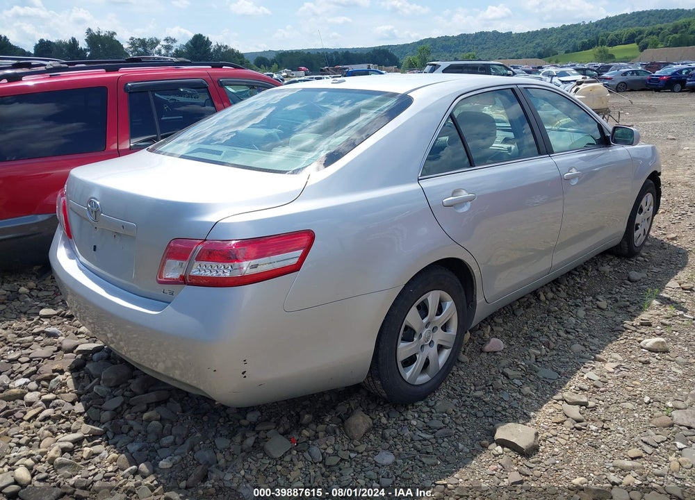 2011 TOYOTA CAMRY LE VIN: 4T1BF3EK2BU640737