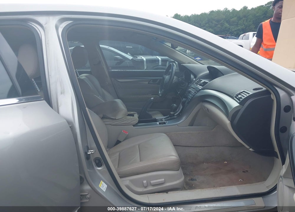 2010 ACURA TL 3.5 VIN: 19UUA8F24AA006578