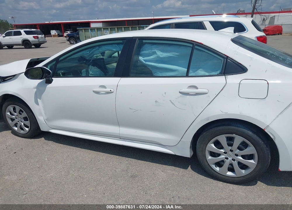 2022 TOYOTA COROLLA LE VIN: 5YFEPMAE1NP364394