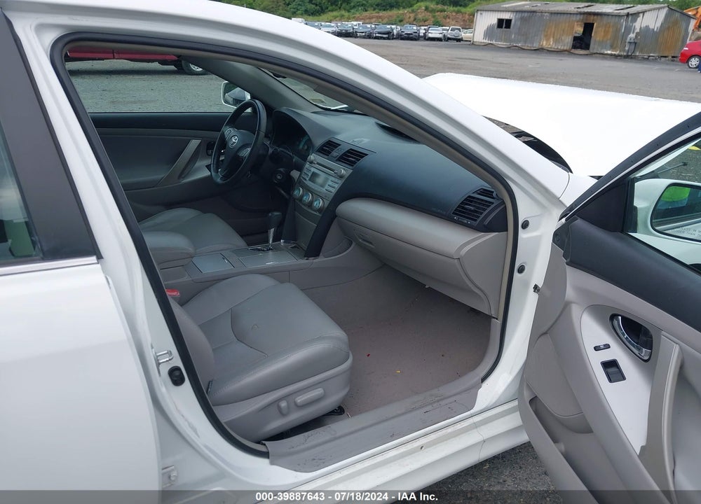 2007 TOYOTA CAMRY SE V6 VIN: 4T1BK46K57U515612