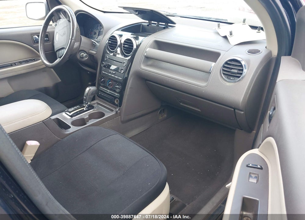 2008 FORD TAURUS X SEL VIN: 1FMDK02W88GA39849