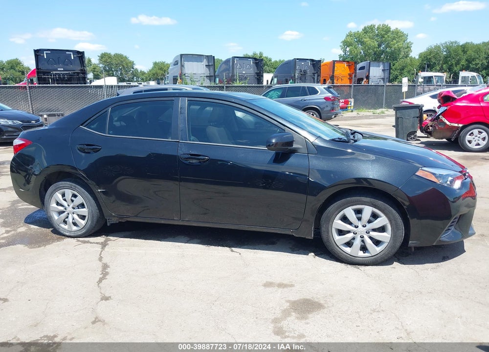 2015 TOYOTA COROLLA LE VIN: 5YFBURHE2FP337821