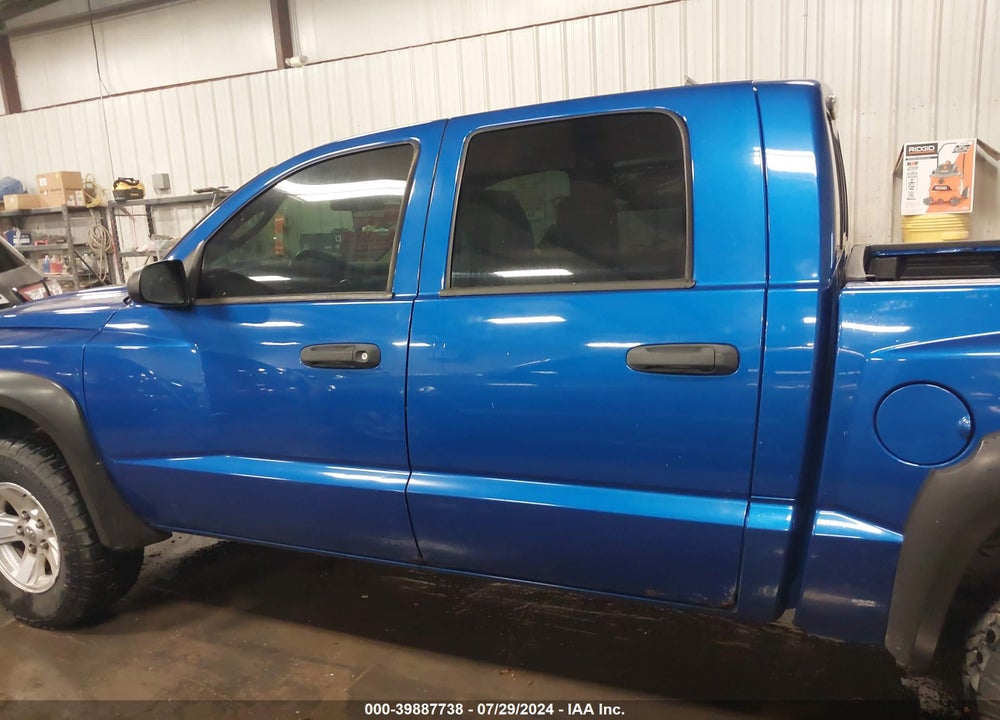 2008 DODGE DAKOTA SXT/BIGHORN/LONESTAR VIN: 1D7HW38K28S502796