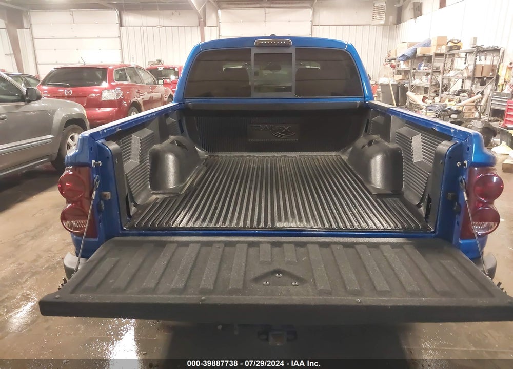 2008 DODGE DAKOTA SXT/BIGHORN/LONESTAR VIN: 1D7HW38K28S502796